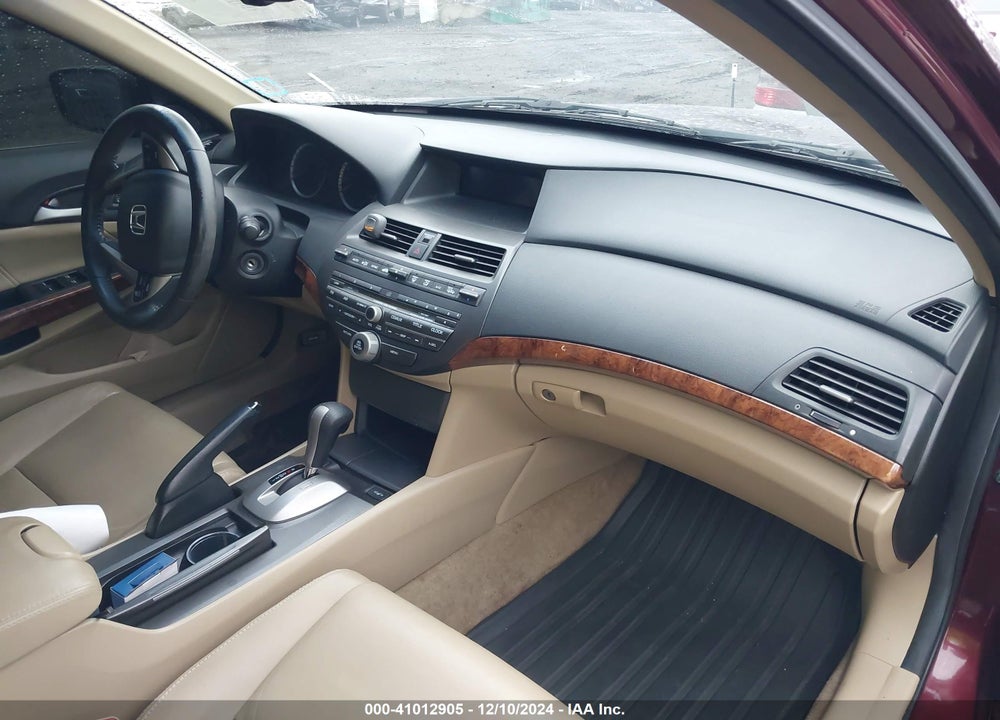 2011 HONDA ACCORD 3.5 EX-L VIN: 1HGCP3F82BA032180