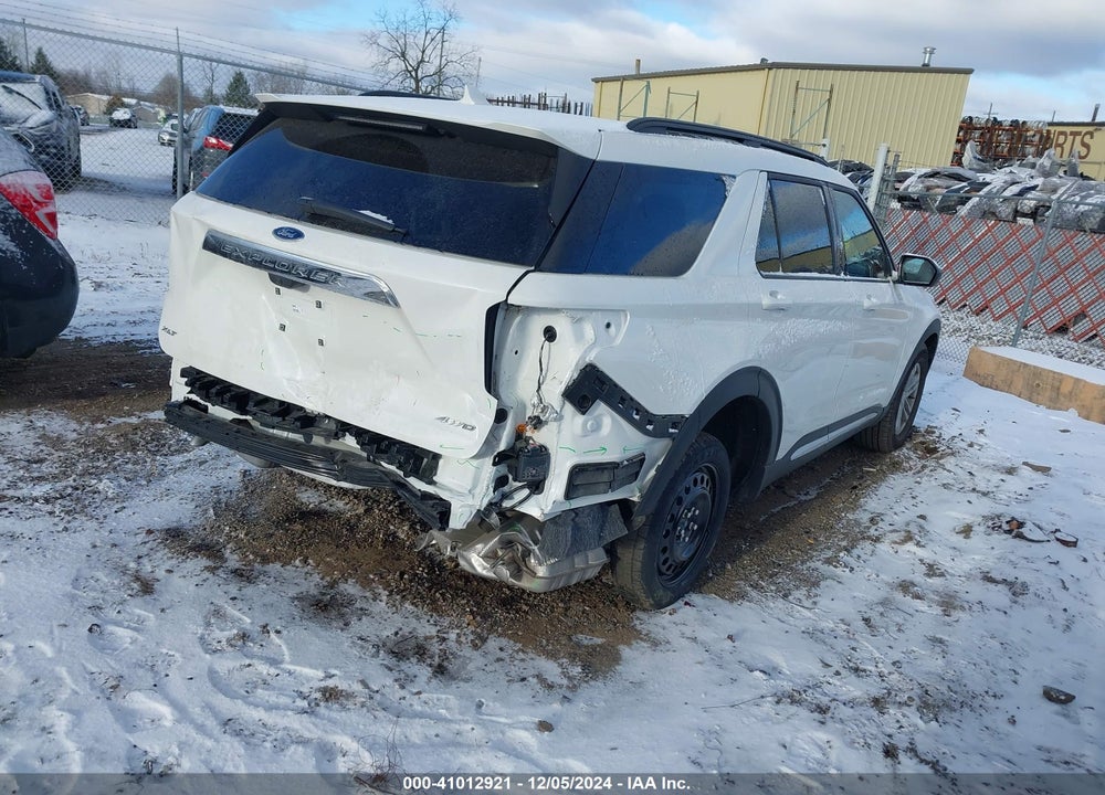 2024 FORD EXPLORER XLT VIN: 1FMSK8DH1RGA34725