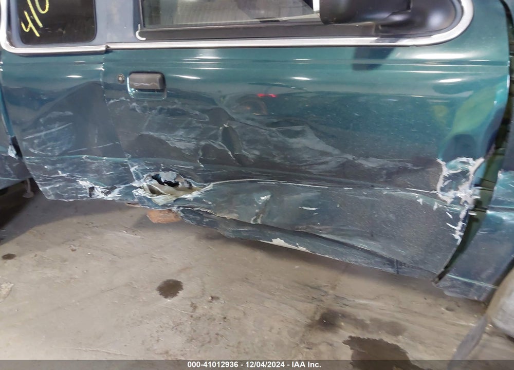 1998 MAZDA B4000 SE VIN: 4F4ZR17X7WTM41922