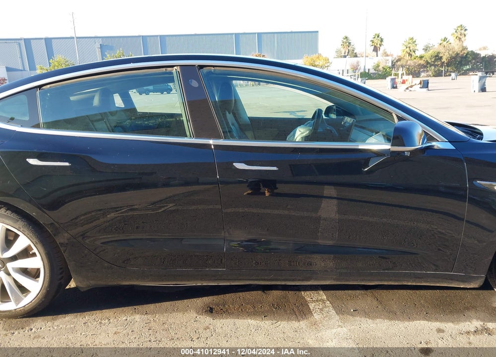 2019 TESLA MODEL 3 LONG RANGE/PERFORMANCE VIN: 5YJ3E1EB5KF433610