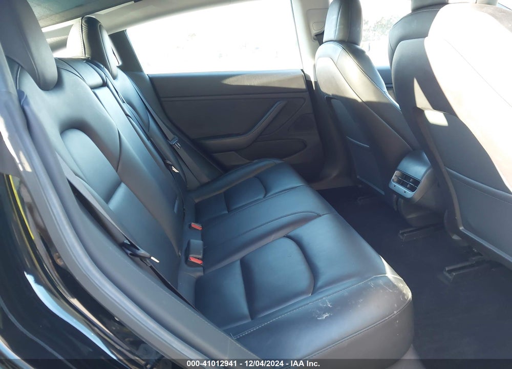 2019 TESLA MODEL 3 LONG RANGE/PERFORMANCE VIN: 5YJ3E1EB5KF433610
