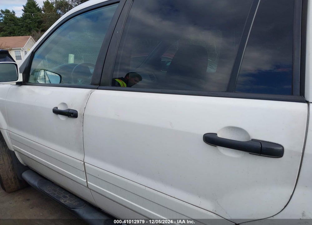 2003 HONDA PILOT EX-L VIN: 2HKYF18573H523420