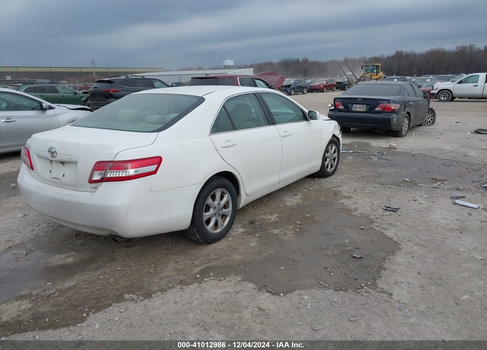 2011 TOYOTA CAMRY LE VIN: 4T1BF3EK3BU759820