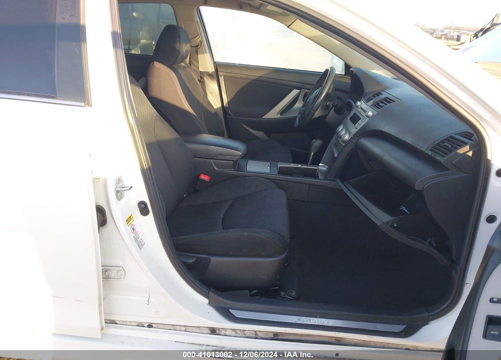 2011 TOYOTA CAMRY SE VIN: 4T1BF3EKXBU678328