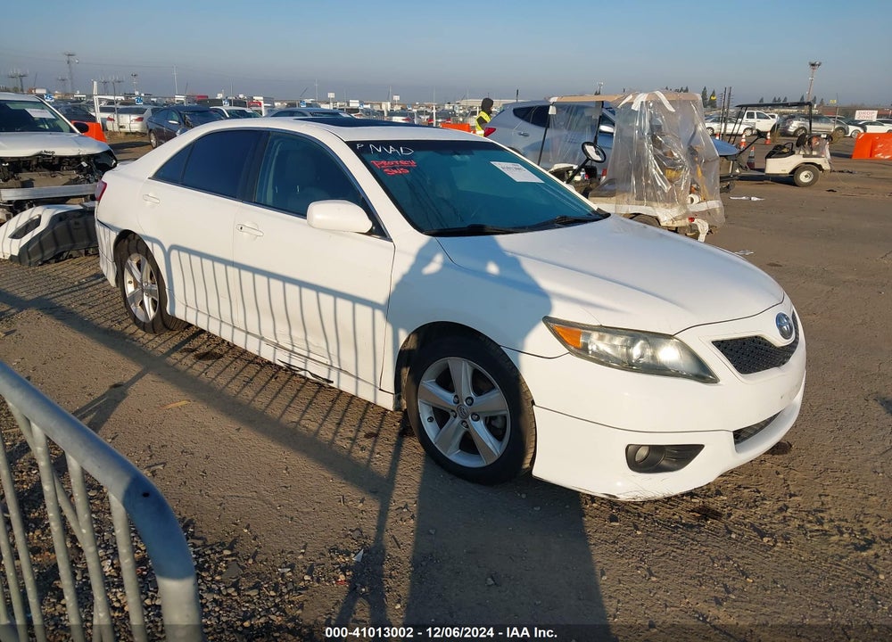 2011 TOYOTA CAMRY SE VIN: 4T1BF3EKXBU678328