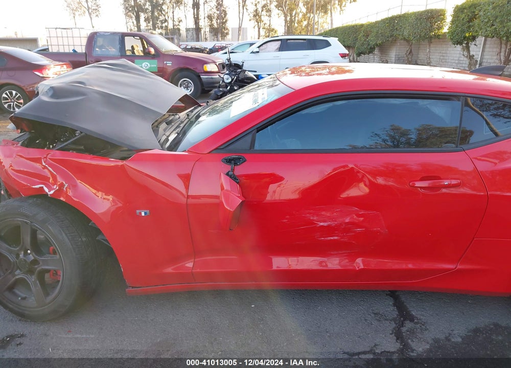 2021 CHEVROLET CAMARO RWD 1LT VIN: 1G1FB1RS1M0104042
