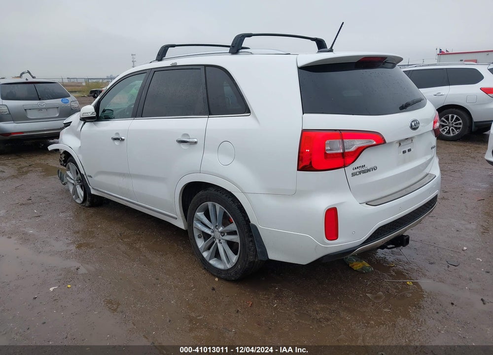 2015 KIA SORENTO LIMITED V6 VIN: 5XYKWDA74FG652715
