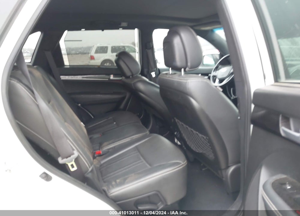 2015 KIA SORENTO LIMITED V6 VIN: 5XYKWDA74FG652715