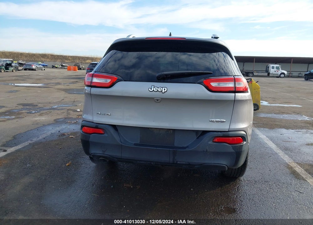 2016 CHEROKEE JEEP  LATITUDE VIN: 1C4PJMCB3GW304818