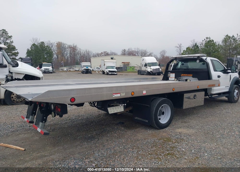 2021 FORD F-600 CHASSIS XL VIN: 1FDFF6KT3MDA14391