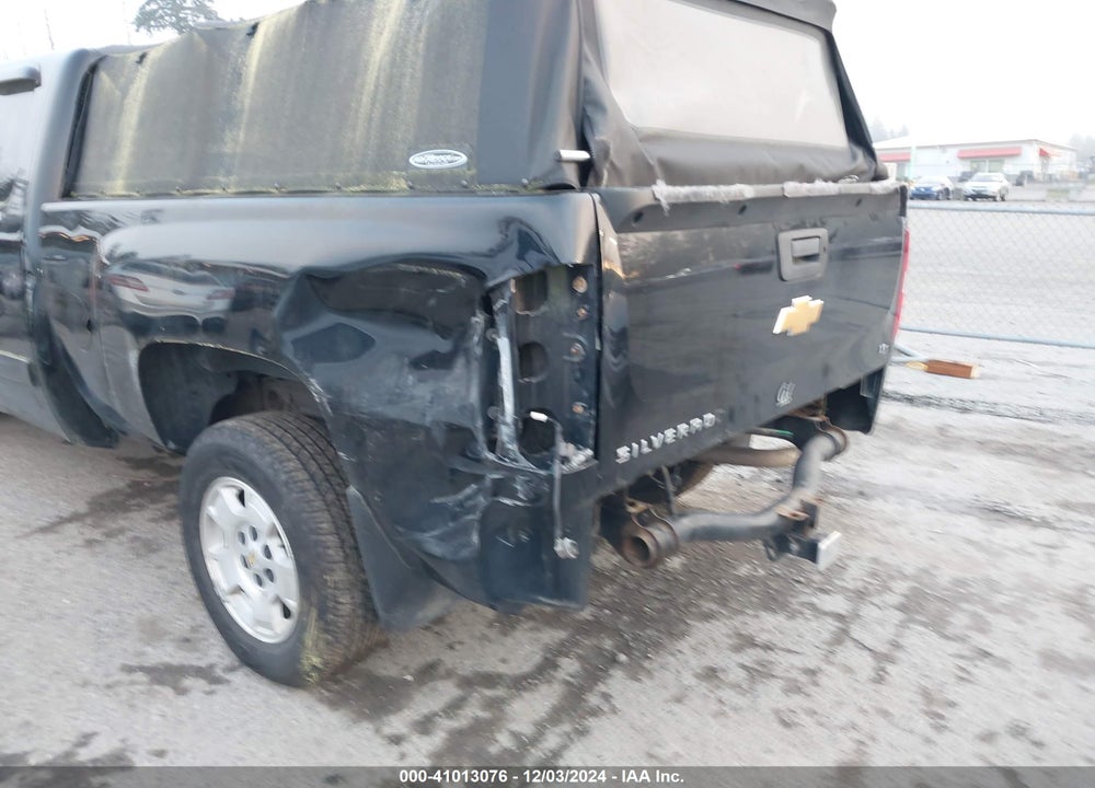 2013 CHEVROLET SILVERADO 1500 LT VIN: 1GCRCSE06DZ314272