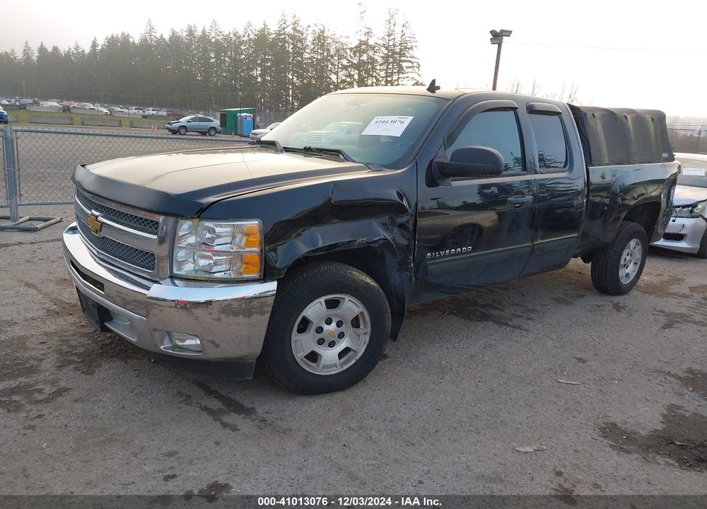 2013 CHEVROLET SILVERADO 1500 LT VIN: 1GCRCSE06DZ314272