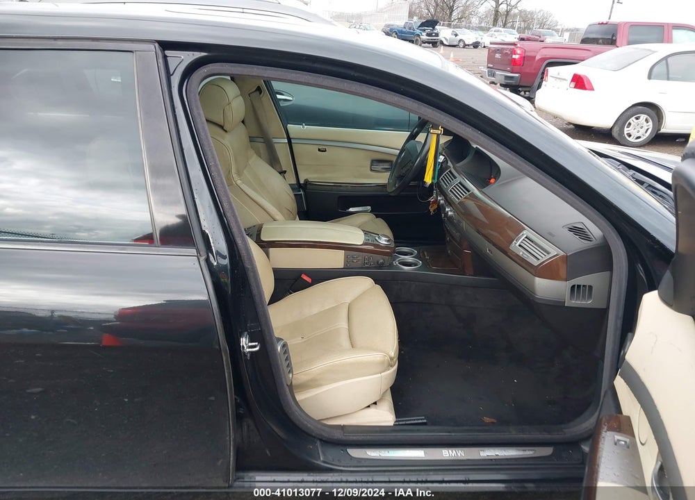 2008 BMW 750LI VIN: WBAHN83588DT87408