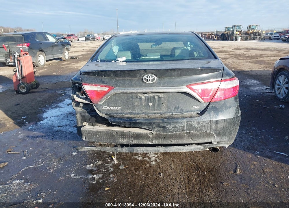 2015 TOYOTA CAMRY SE VIN: 4T1BF1FK5FU013698