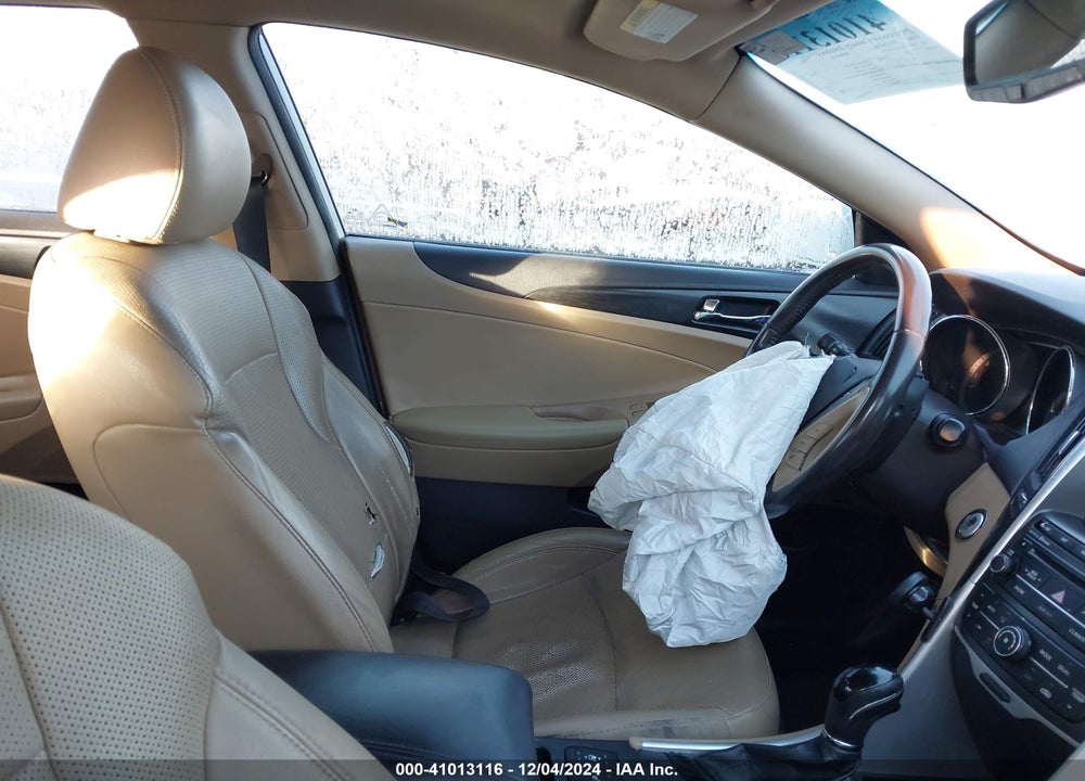 2014 HYUNDAI SONATA LIMITED VIN: 5NPEC4AC0EH918743