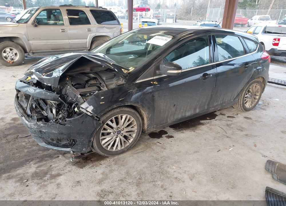 2017 FORD FOCUS TITANIUM VIN: 1FADP3N24HL287657