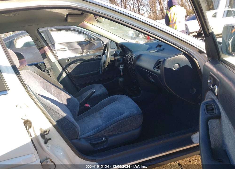 1993 HONDA ACCORD 10TH ANNIVERSARY VIN: 1HGCB7697PA172215