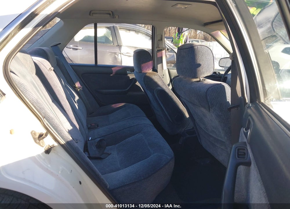 1993 HONDA ACCORD 10TH ANNIVERSARY VIN: 1HGCB7697PA172215