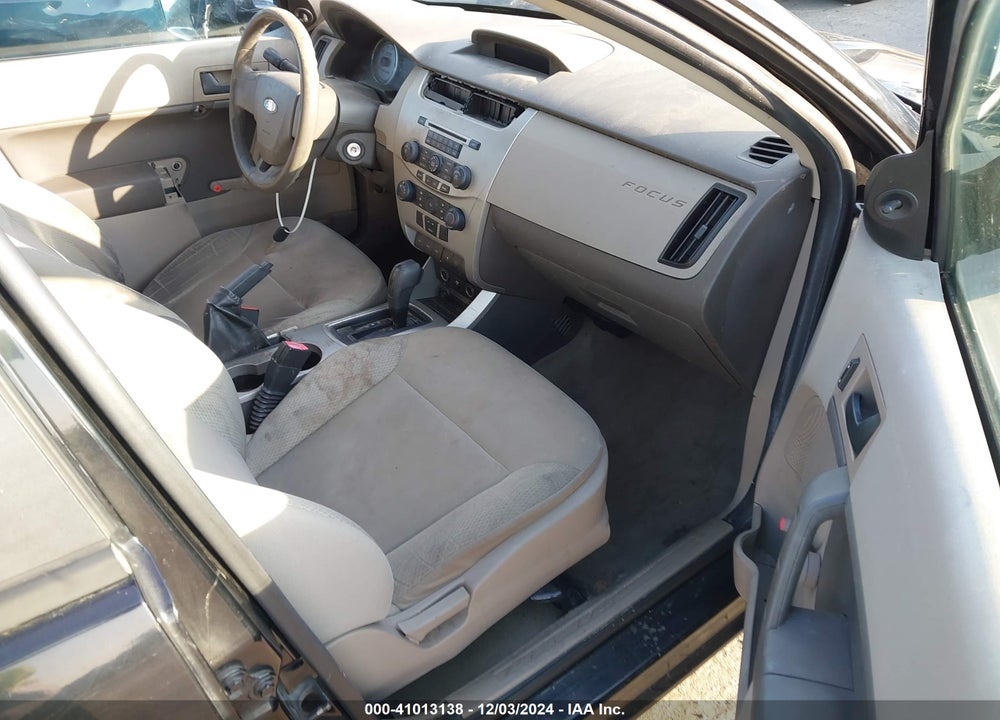 2010 FORD FOCUS S VIN: 1FAHP3EN6AW230053