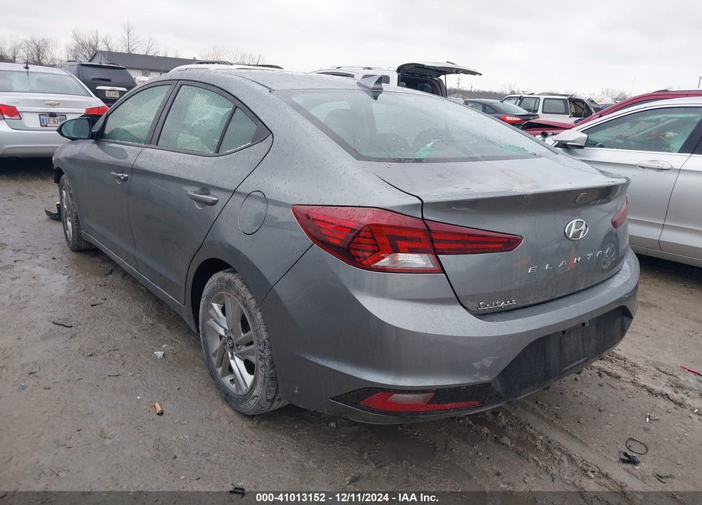 2019 HYUNDAI ELANTRA VIN: KMHD84LF3KU796199