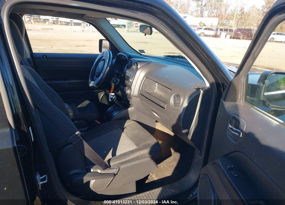 2014 JEEP PATRIOT LATITUDE VIN: 1C4NJPFA3ED764095