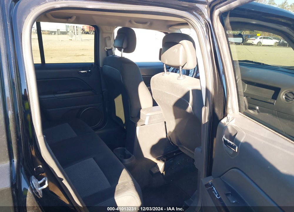 2014 JEEP PATRIOT LATITUDE VIN: 1C4NJPFA3ED764095