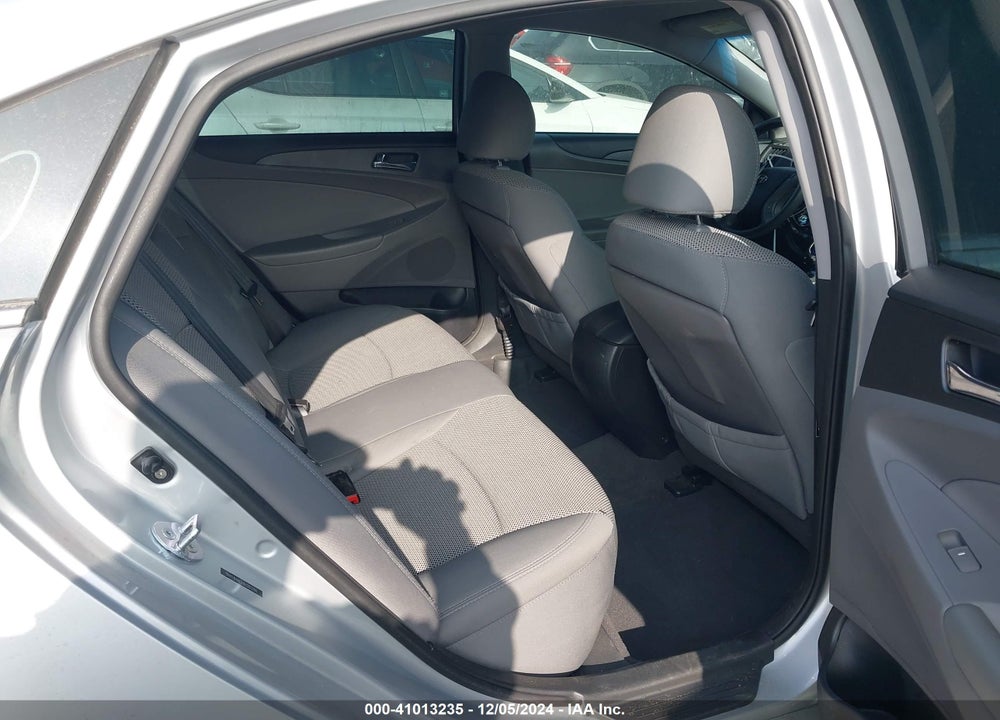 2011 HYUNDAI SONATA GLS VIN: 5NPEB4AC1BH281294