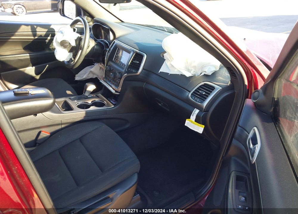2019 CHEROKEE JEEP GRAND  LAREDO 4X2 VIN: 1C4RJEAG3KC555717