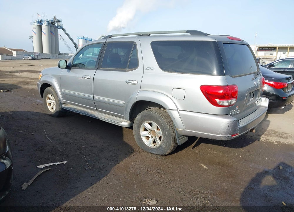 2005 TOYOTA SEQUOIA SR5 V8 VIN: 5TDBT44A35S241405