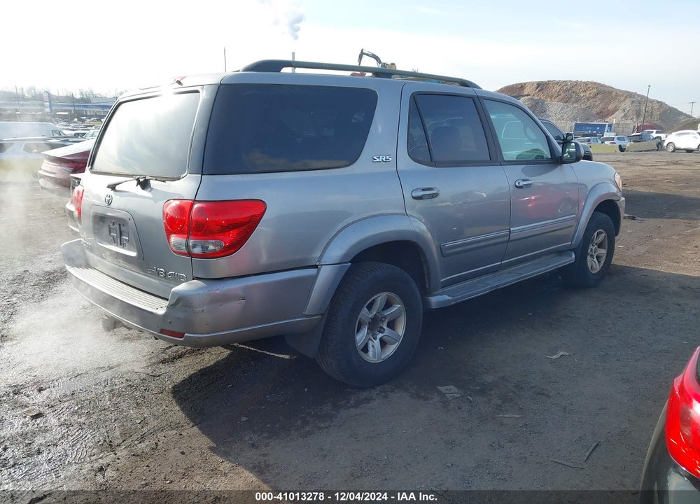2005 TOYOTA SEQUOIA SR5 V8 VIN: 5TDBT44A35S241405