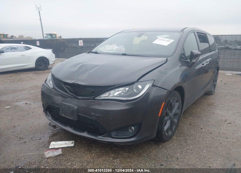 2018 CHRYSLER PACIFICA TOURING PLUS VIN: 2C4RC1FG9JR227932
