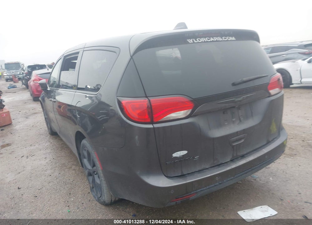 2018 CHRYSLER PACIFICA TOURING PLUS VIN: 2C4RC1FG9JR227932