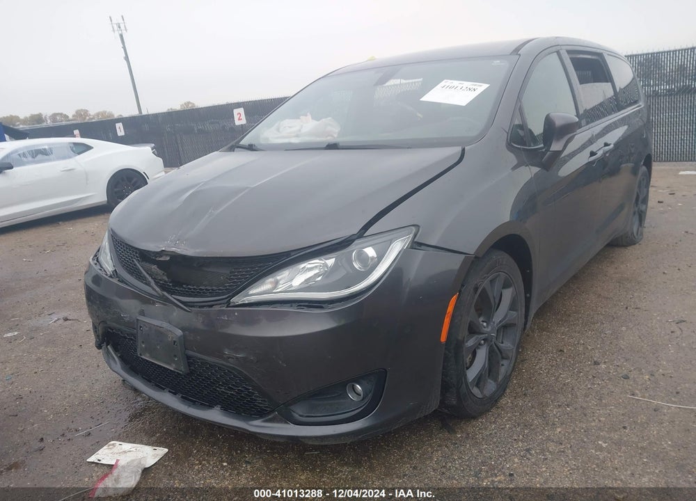 2018 CHRYSLER PACIFICA TOURING PLUS VIN: 2C4RC1FG9JR227932