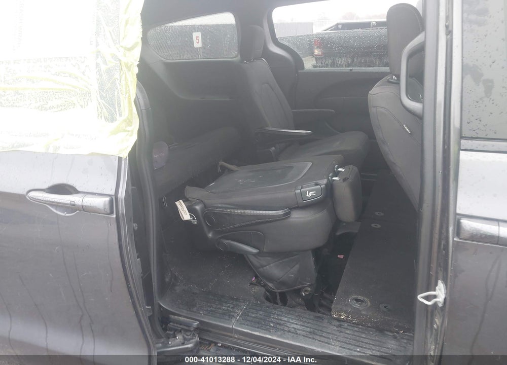 2018 CHRYSLER PACIFICA TOURING PLUS VIN: 2C4RC1FG9JR227932