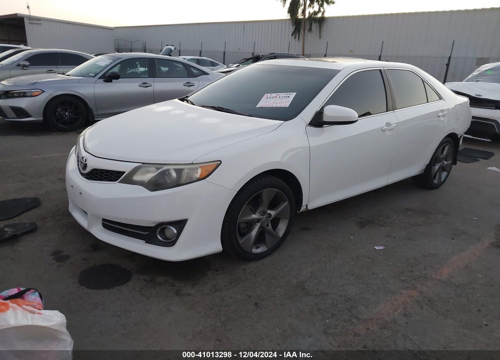 2014 TOYOTA CAMRY SE V6 VIN: 4T1BK1FK9EU025332