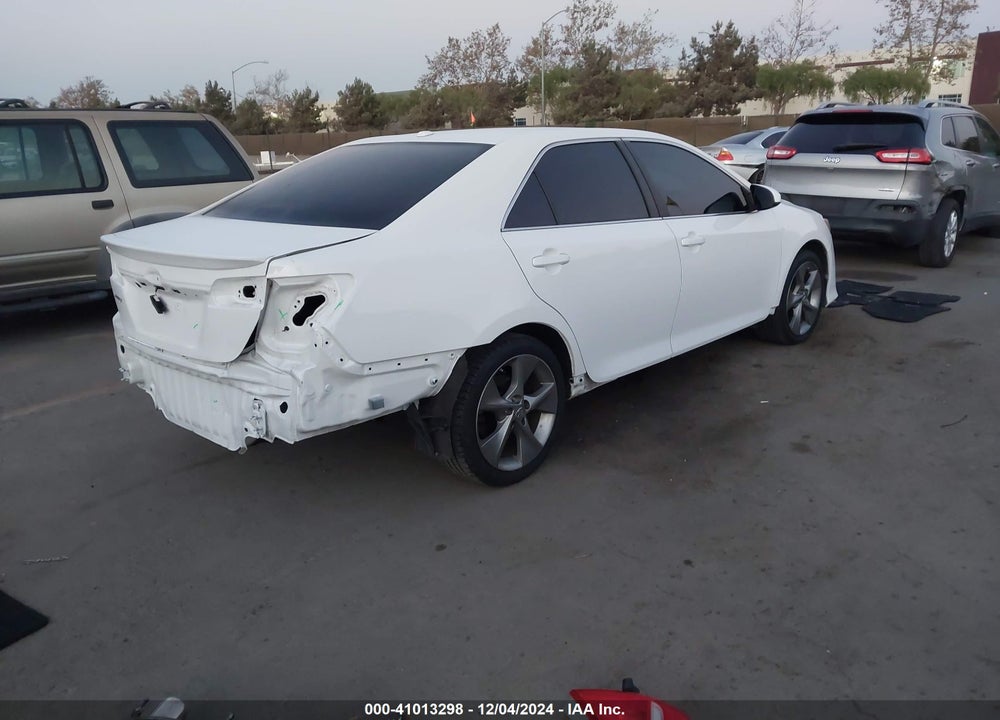 2014 TOYOTA CAMRY SE V6 VIN: 4T1BK1FK9EU025332
