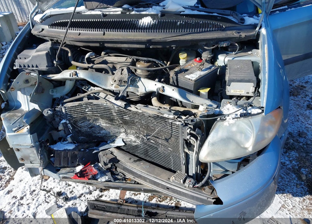 2005 CHRYSLER TOWN & COUNTRY VIN: 1C4GP45R85B394562