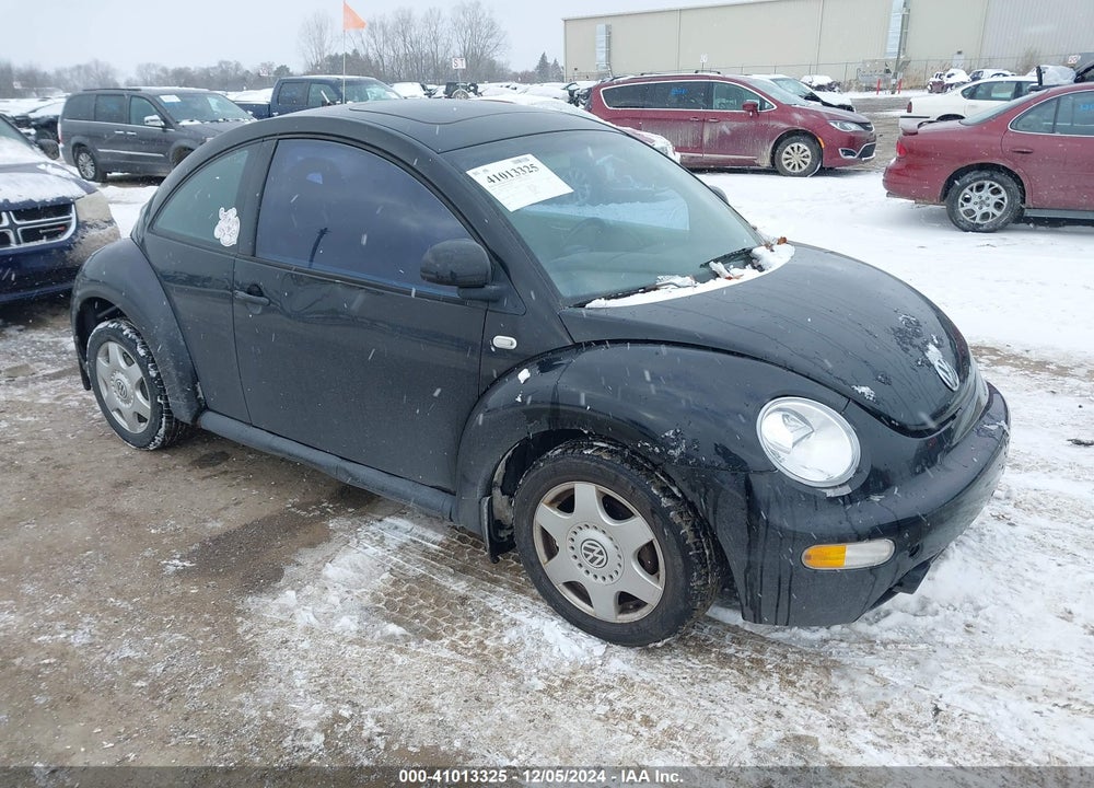 2000 VOLKSWAGEN NEW BEETLE GLX VIN: 3VWDD21C9YM467711