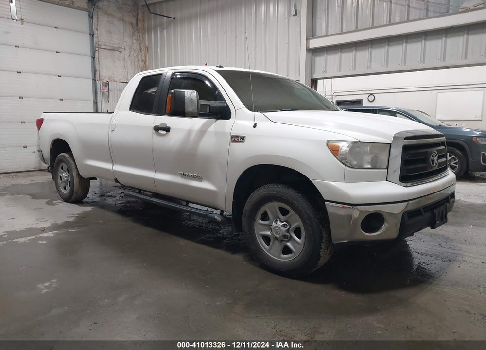 2011 TOYOTA TUNDRA GRADE 5.7L V8 VIN: 5TFCY5F14BX011516
