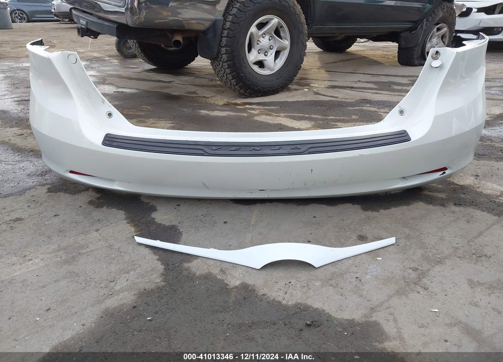 2011 TOYOTA VENZA VIN: 4T3ZK3BB4BU040145