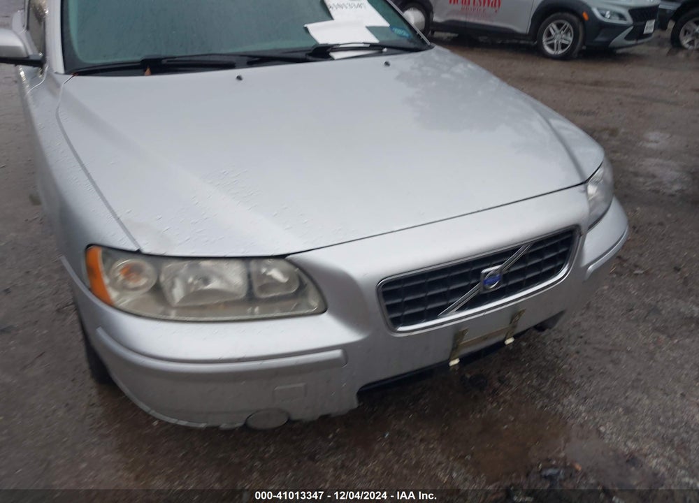 2006 VOLVO S60 2.5T VIN: YV1RS592162525076