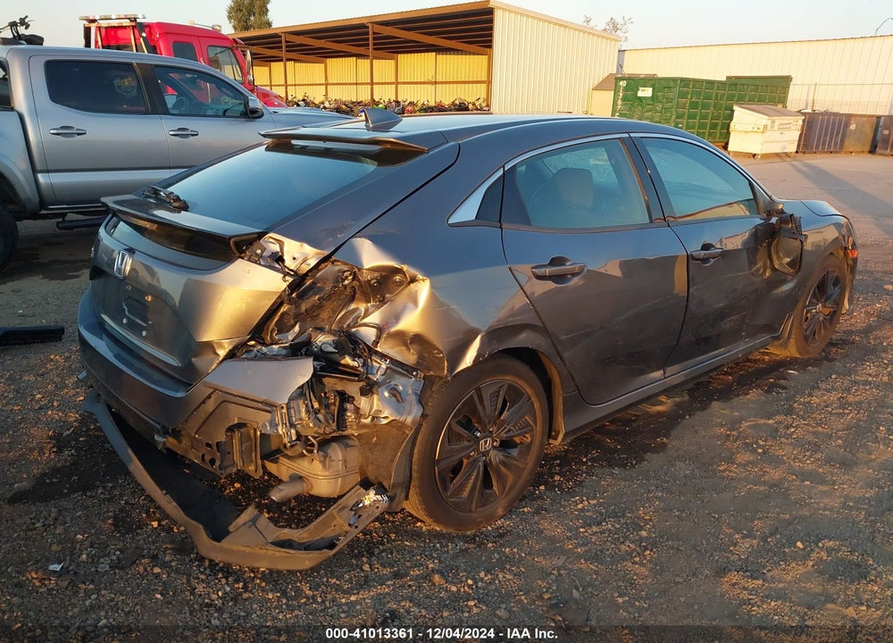 2018 HONDA CIVIC EX VIN: SHHFK7H57JU428601