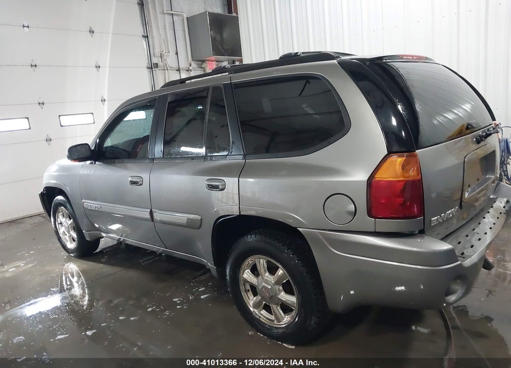2005 GMC ENVOY SLT VIN: 1GKDT13SX52312810
