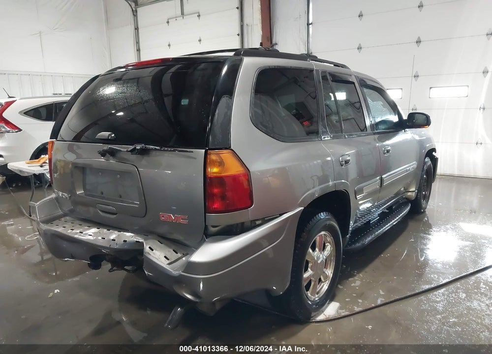 2005 GMC ENVOY SLT VIN: 1GKDT13SX52312810