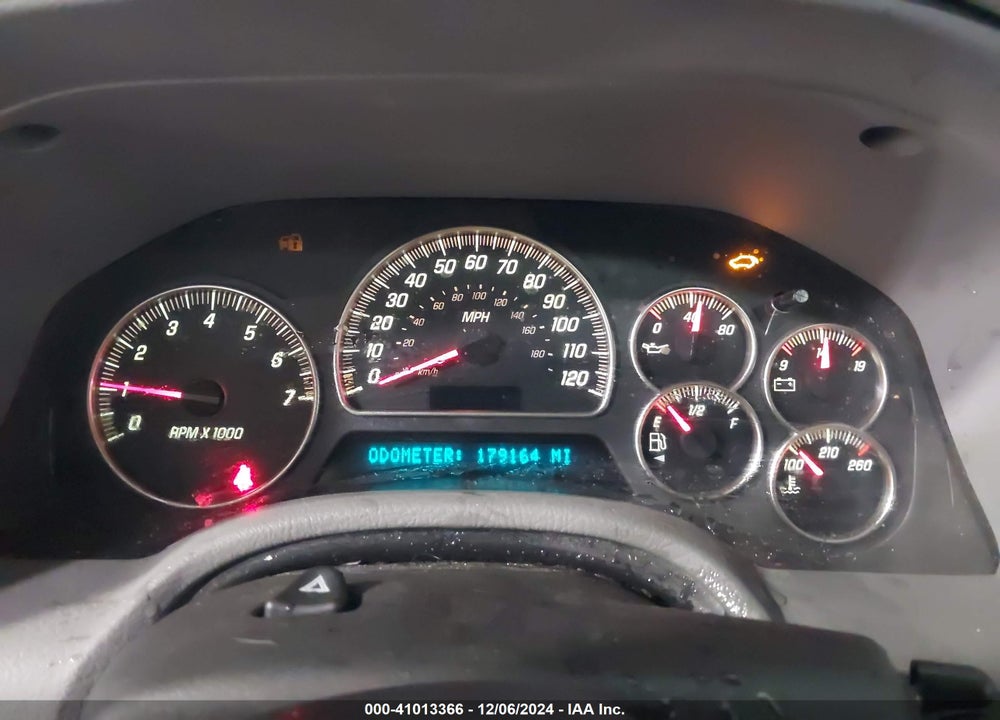 2005 GMC ENVOY SLT VIN: 1GKDT13SX52312810