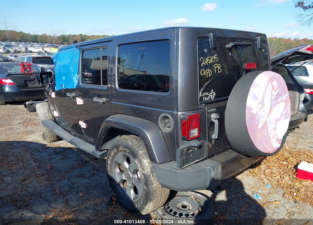 2017 JEEP WRANGLER UNLIMITED SAHARA 4X4 VIN: 1C4BJWEG3HL567733