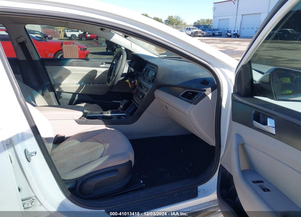 2015 HYUNDAI SONATA SPORT VIN: 5NPE34AFXFH141824