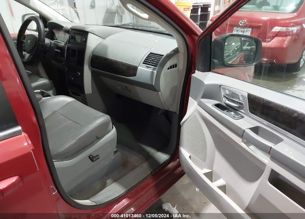 2010 DODGE GRAND CARAVAN SXT VIN: 2D4RN5DX9AR127935