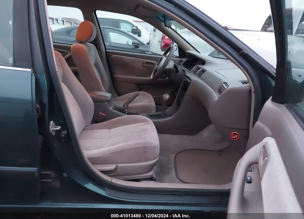 1997 TOYOTA CAMRY LE/XLE VIN: JT2BG22K2V0020135