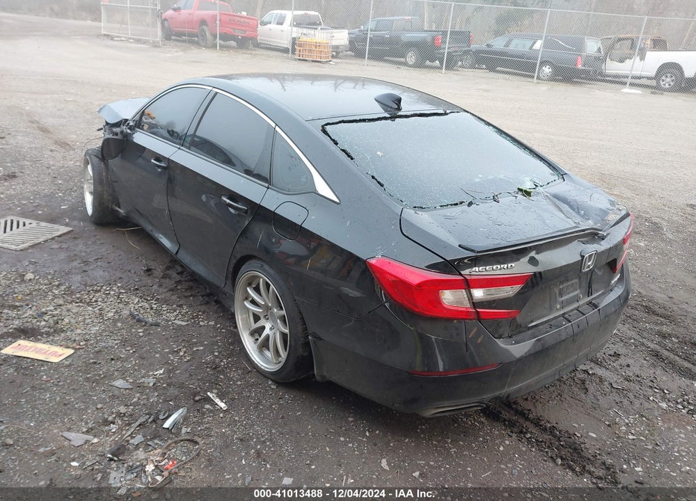 2018 HONDA ACCORD VIN: 1HGCV1F30JA099003